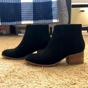 aldo black suede ankle boots